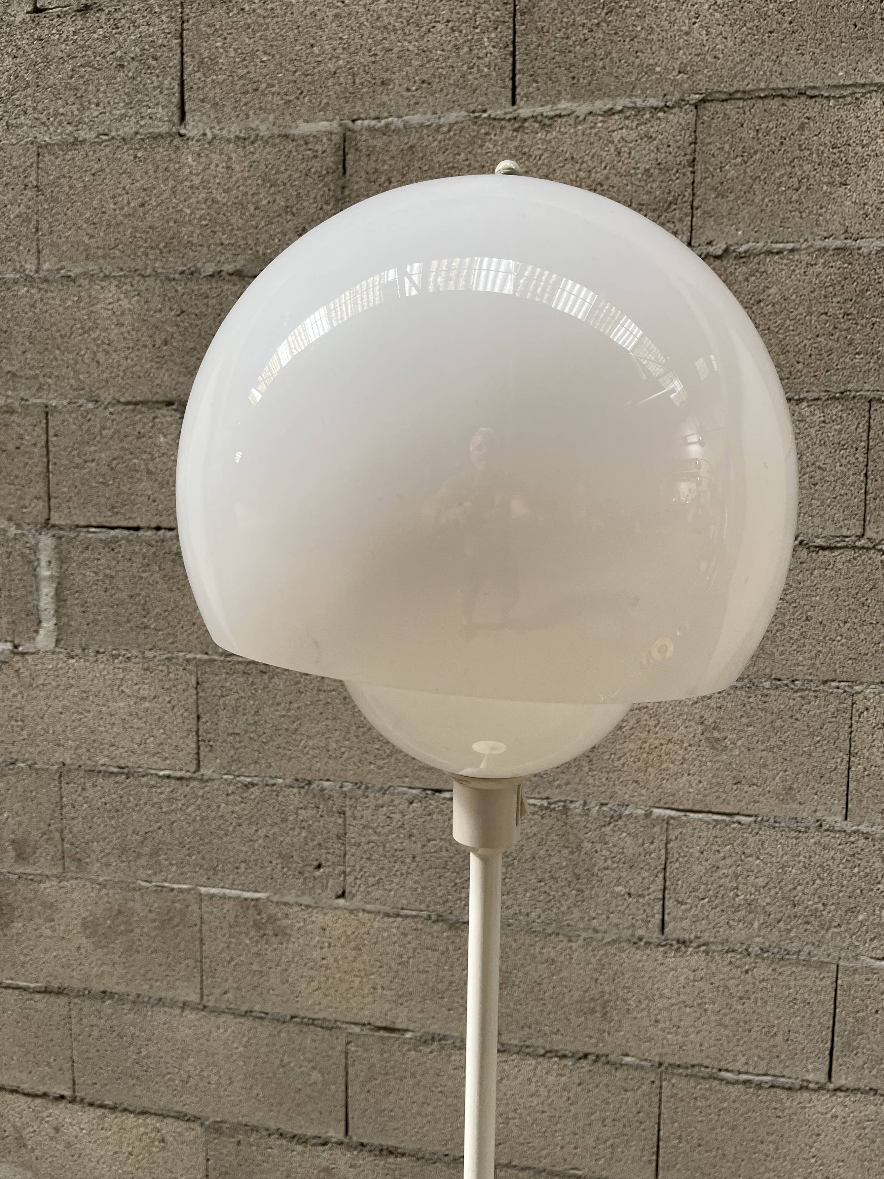 Floor lamp end of sofa design 80s