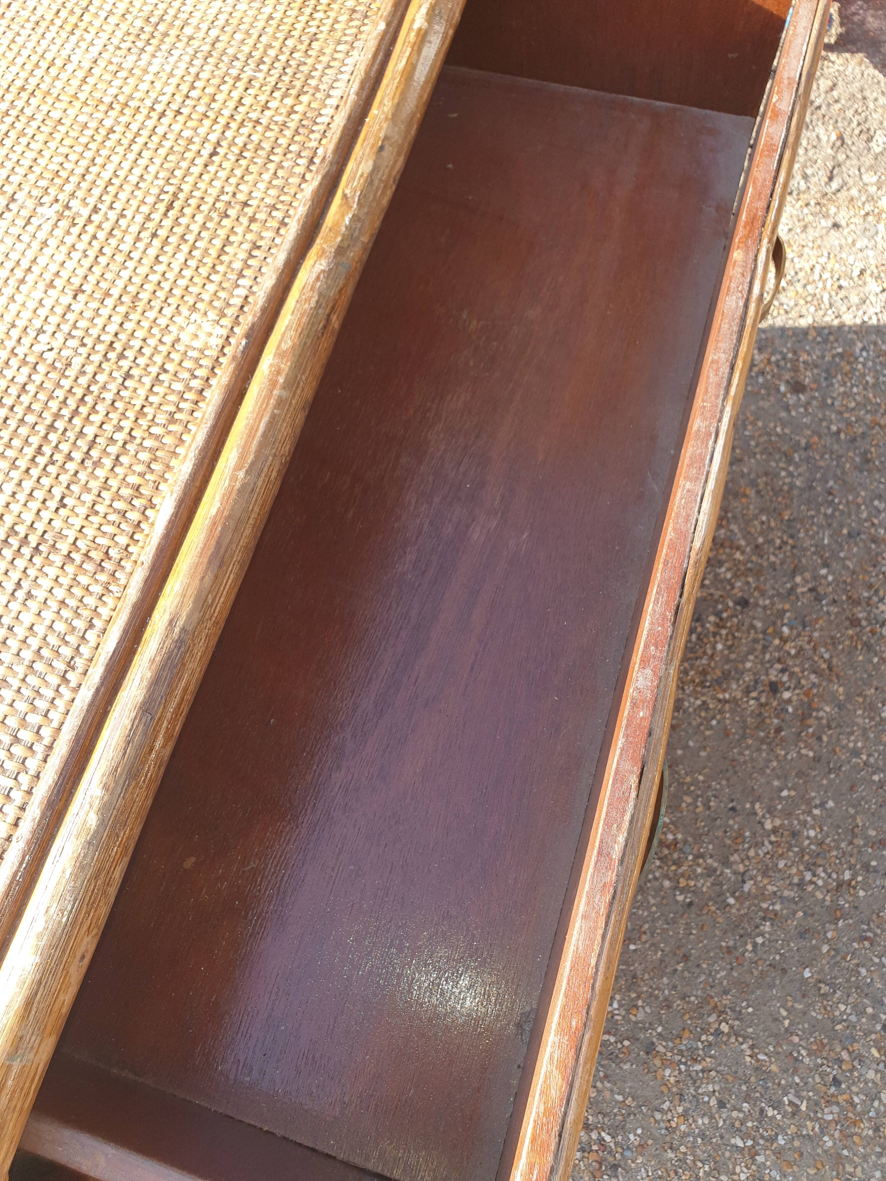 Rattan chest of drawers with 3 drawers