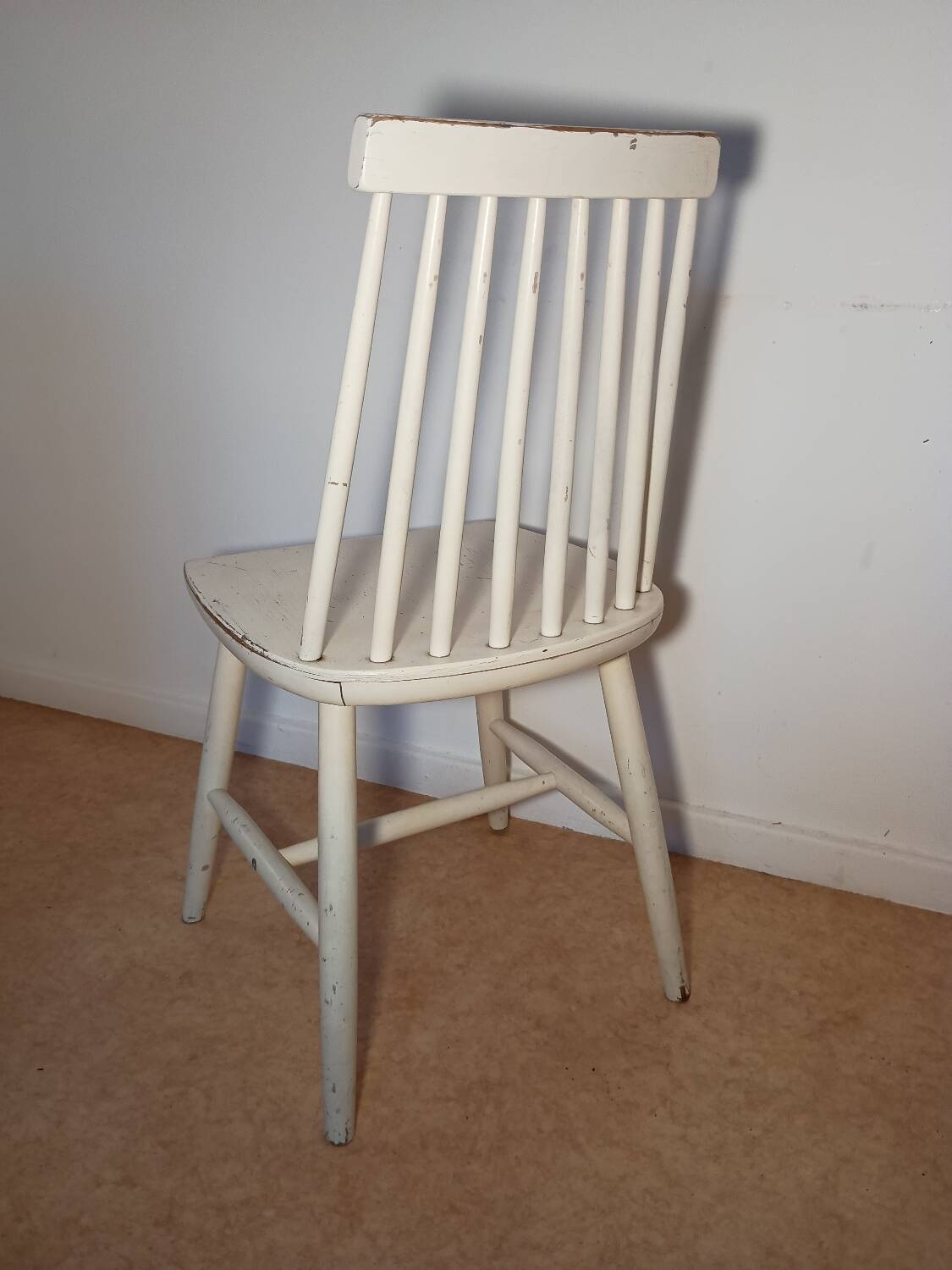 Scandinavian chair