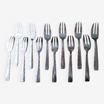 Box of 12 silver-plated cake forks