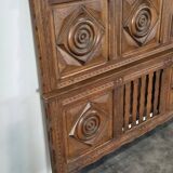 Lit en chêne massif sculpté