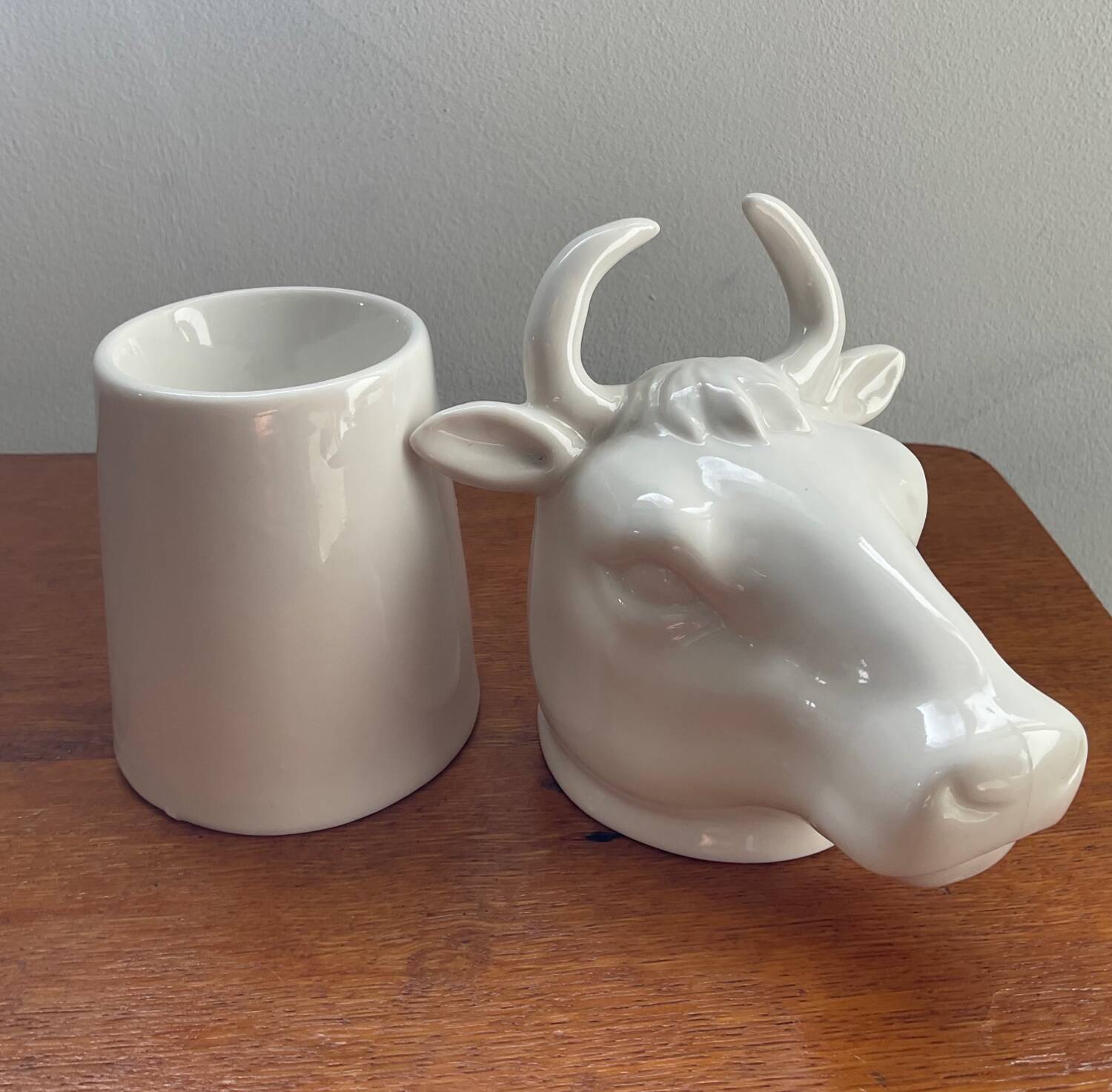 Glazed ceramic butter dish