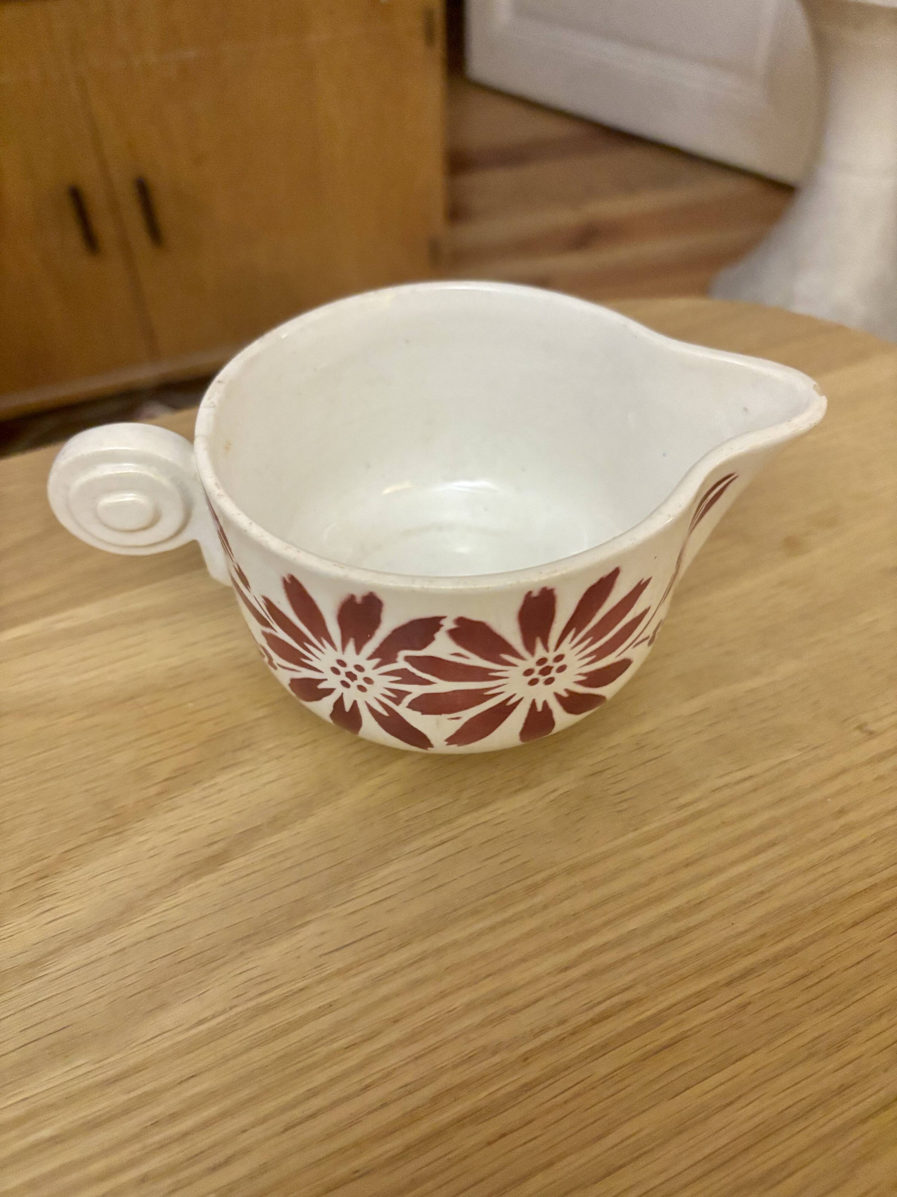 Pot à lait St Amand vintage