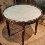 Coffee table with a marble top, known as "bouillotte".