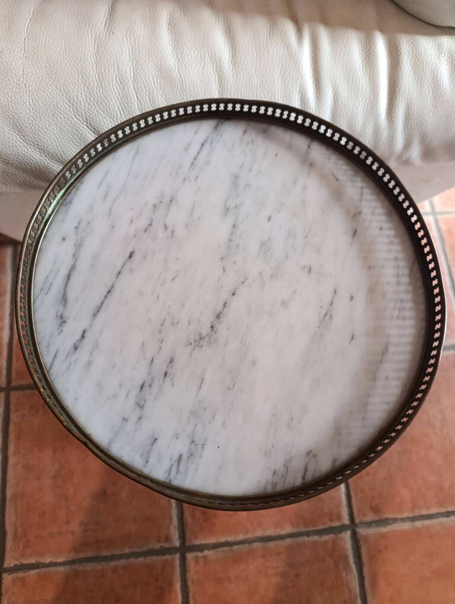 Vintage white marble and brass gueridon in Louis XVI style.