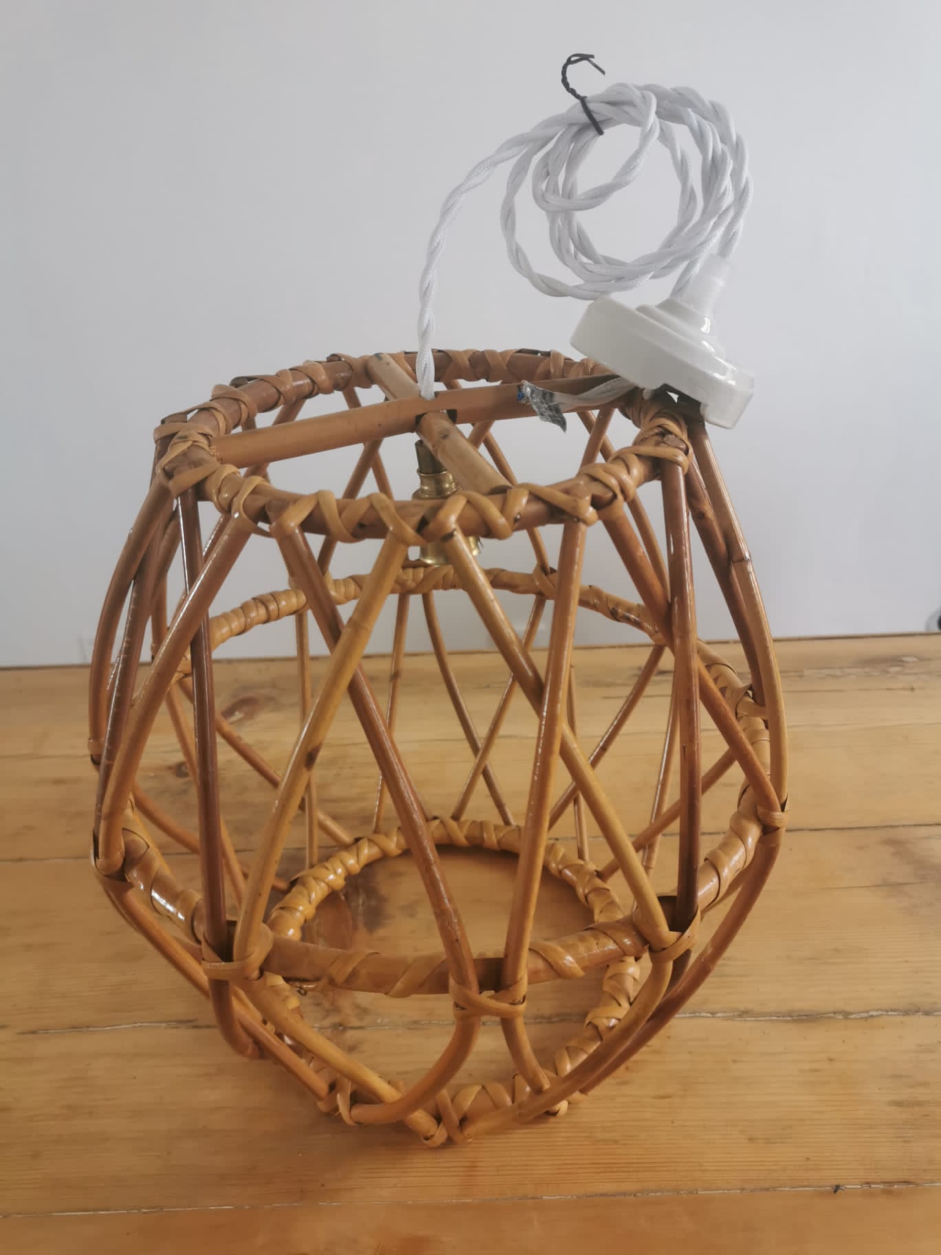 Vintage rattan pendant lamp