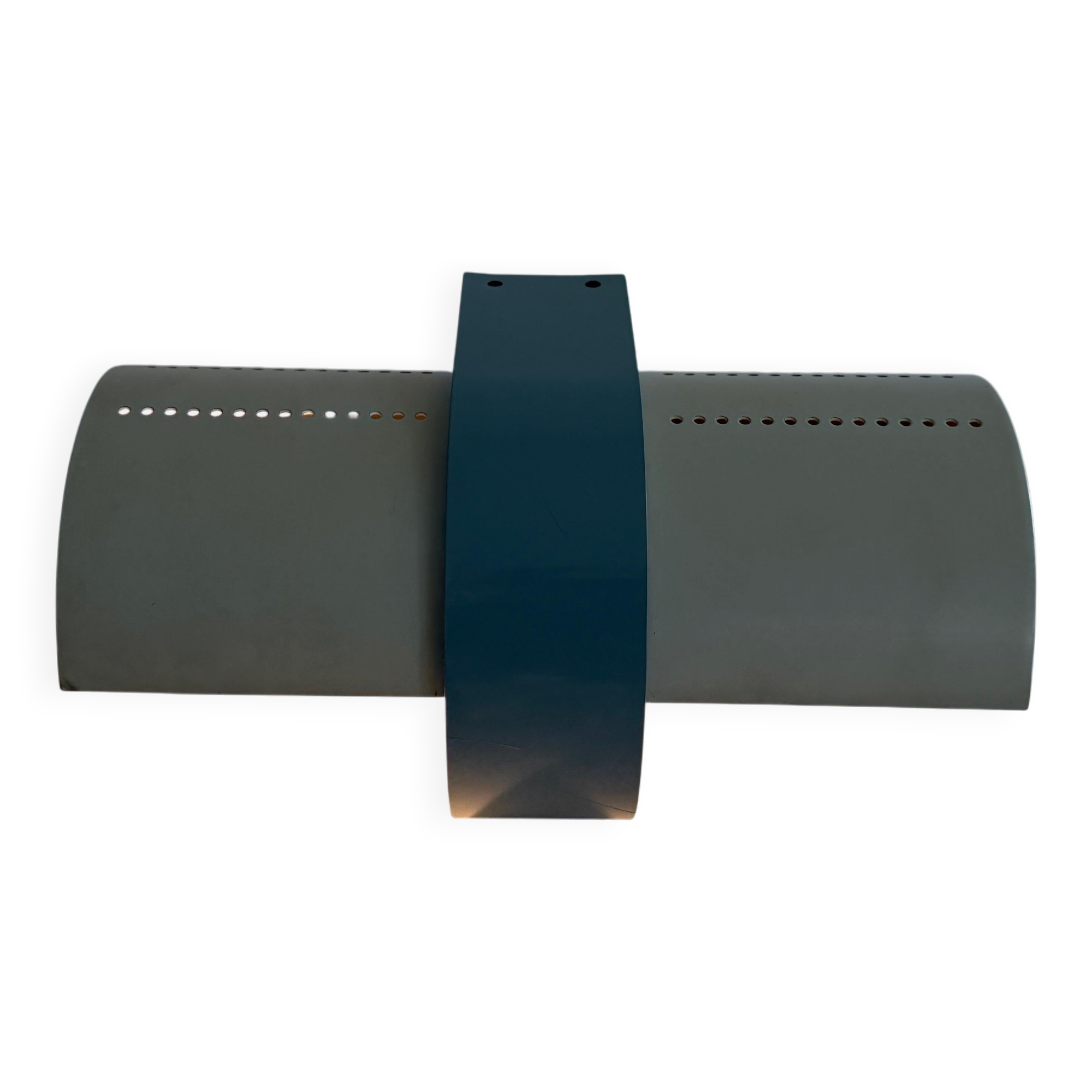 Simple wall light Model No by Eric Gottein for Artemide, 1970s, Italy.
