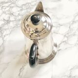 Former English silver metal coffee maker with uniplat decoration
