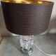Lampe de table moderniste en verre texturé et chrome Peill & P