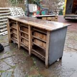 Furniture with 11 drawers