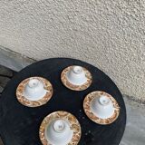 Service a cafe ou thé compose de 4 tasses et 4 soucoupes en porcelaine et anses dorées vintage