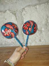 Pair of handmade Mexican maracas in painted gourd – 1960s/70s