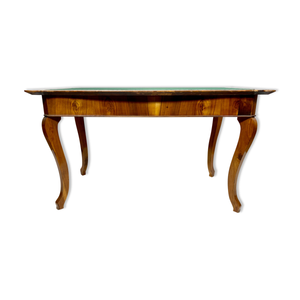 Bureau plat Biedermeier en placage de merisier circa 1815 Autriche