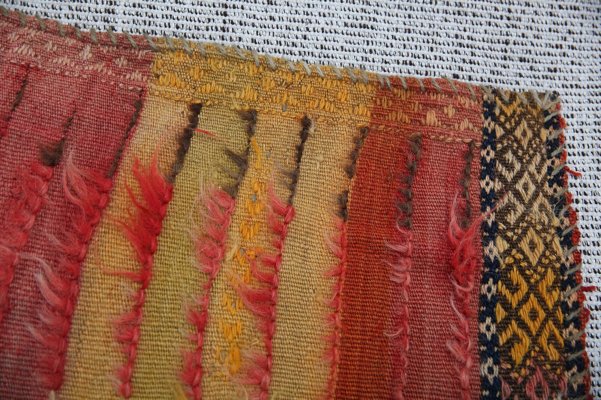 Modern Handmade Vintage Wall Rug, 75x134Cm