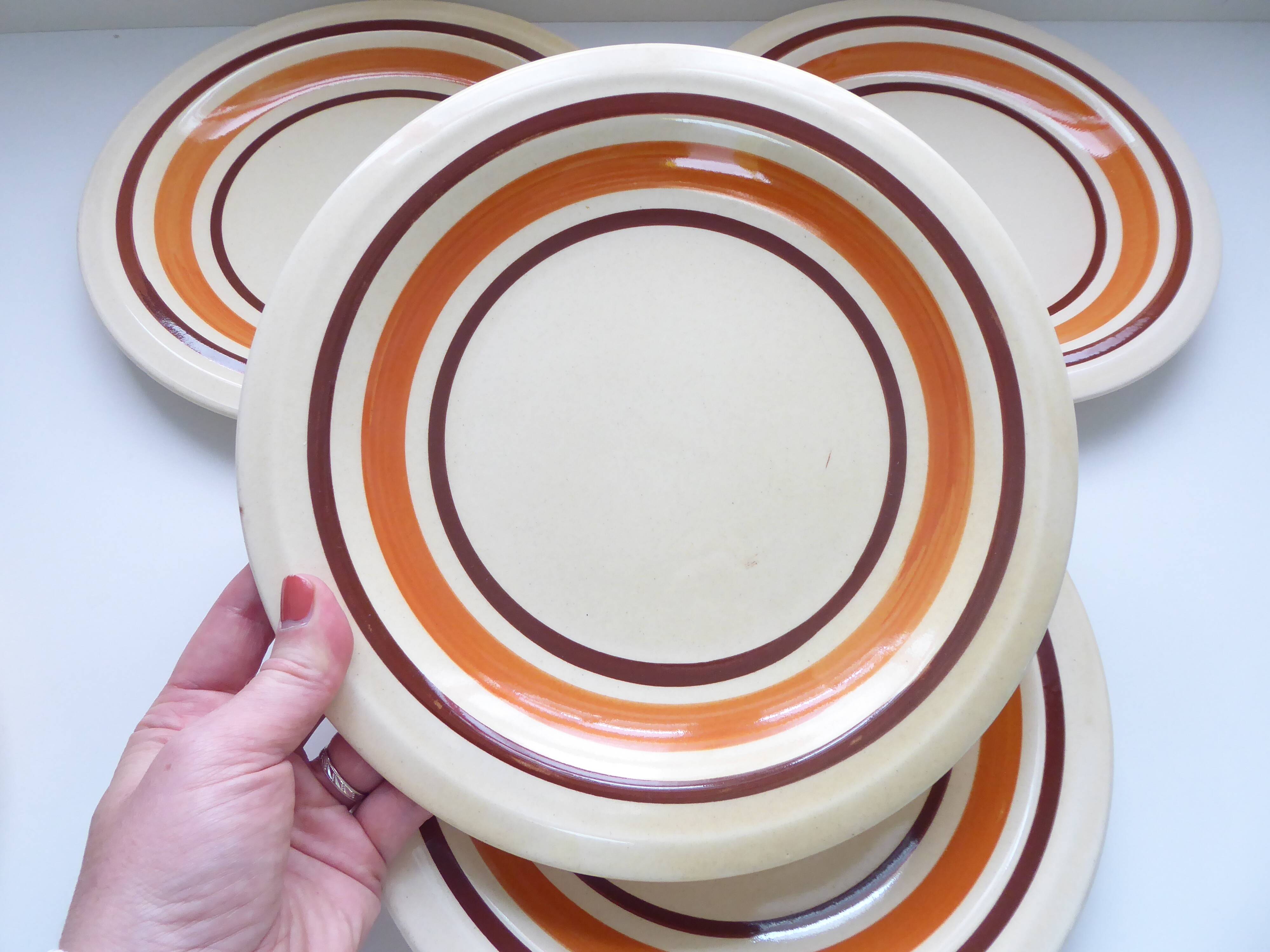 Set of 5 Vintage earthenware dinner plates