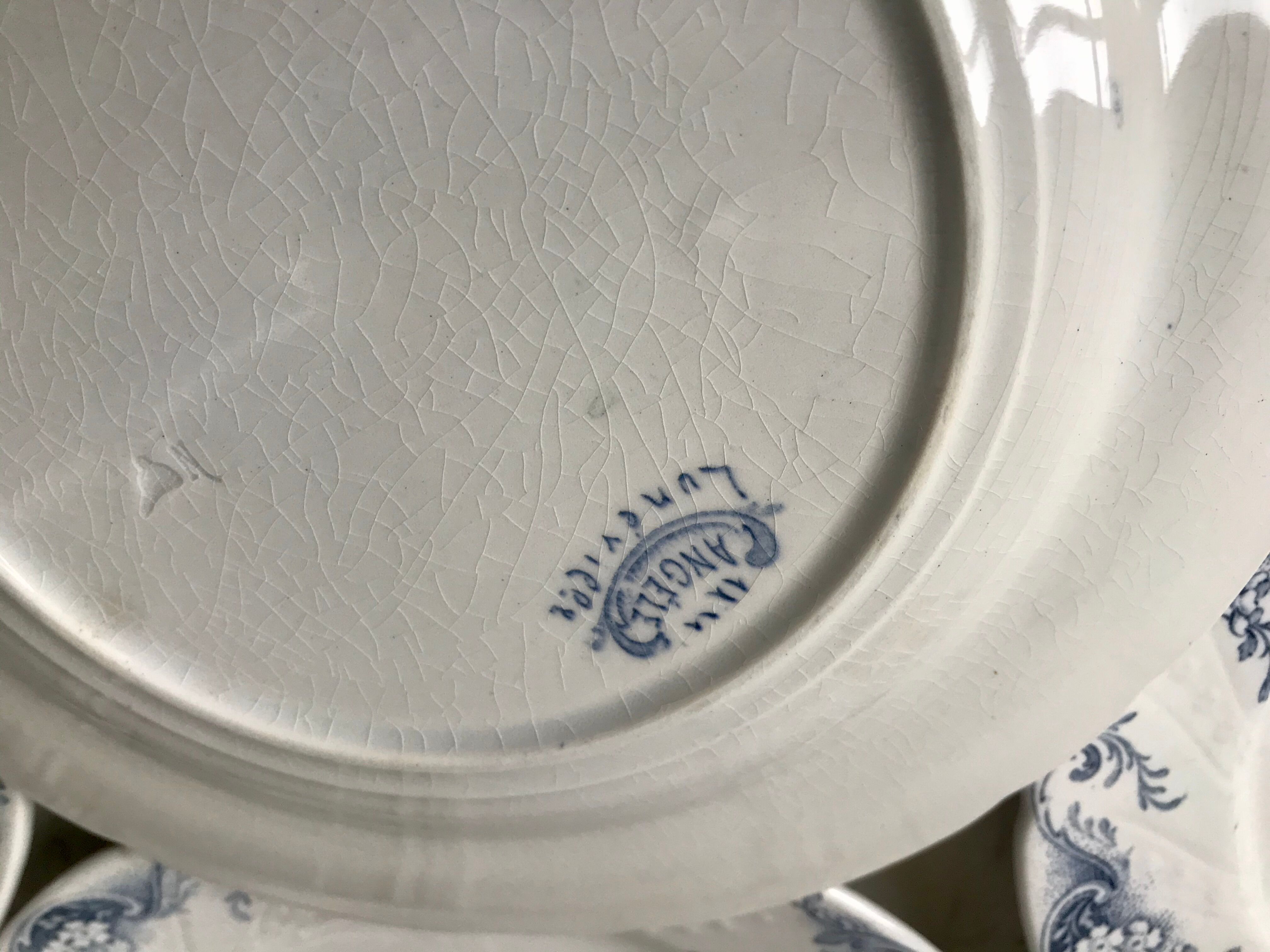 set of 6 flat plates in Iron Earth K&G Lunéville model "Angèle" late 19th century