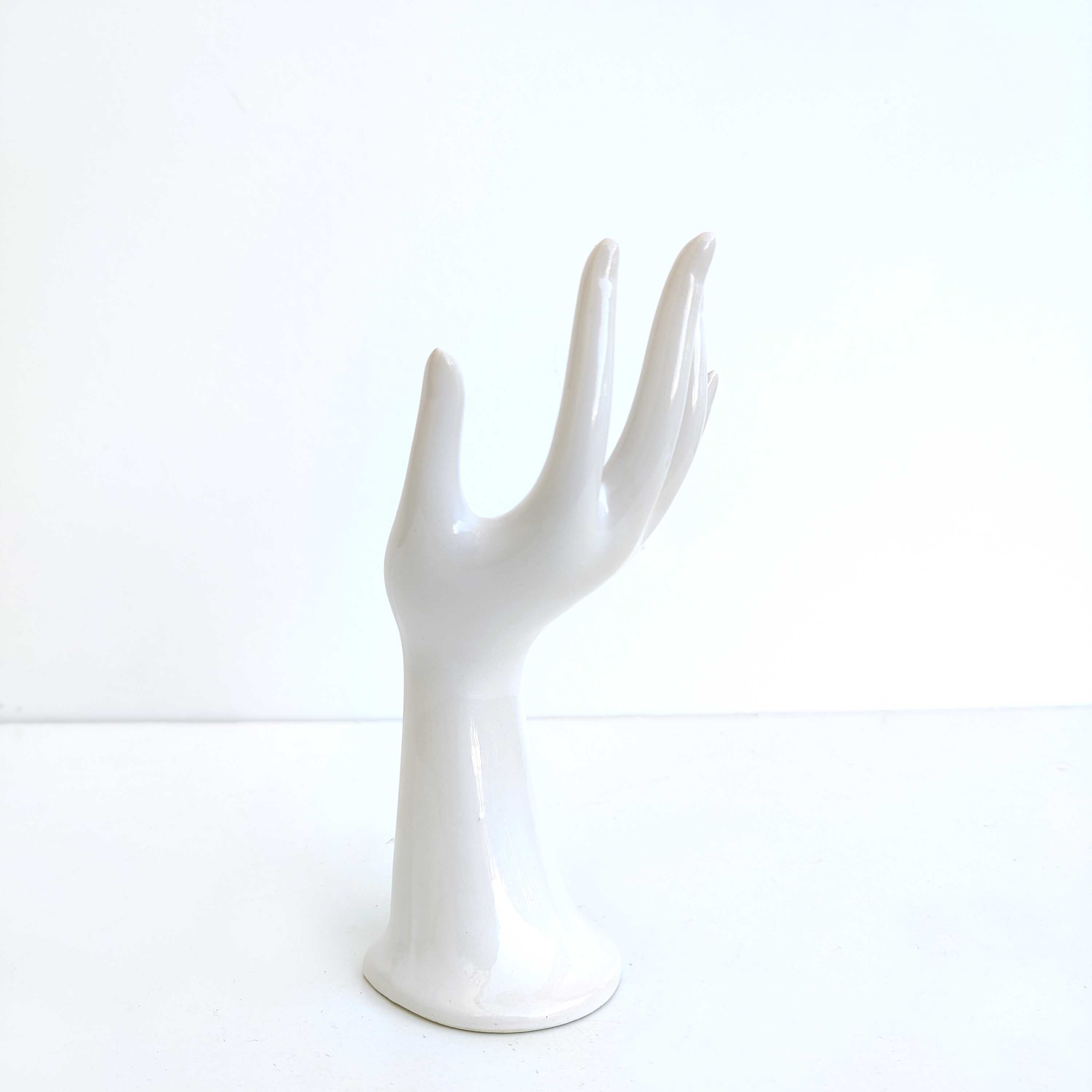 Hand ring jewelry display or vase soliflore white porcelain