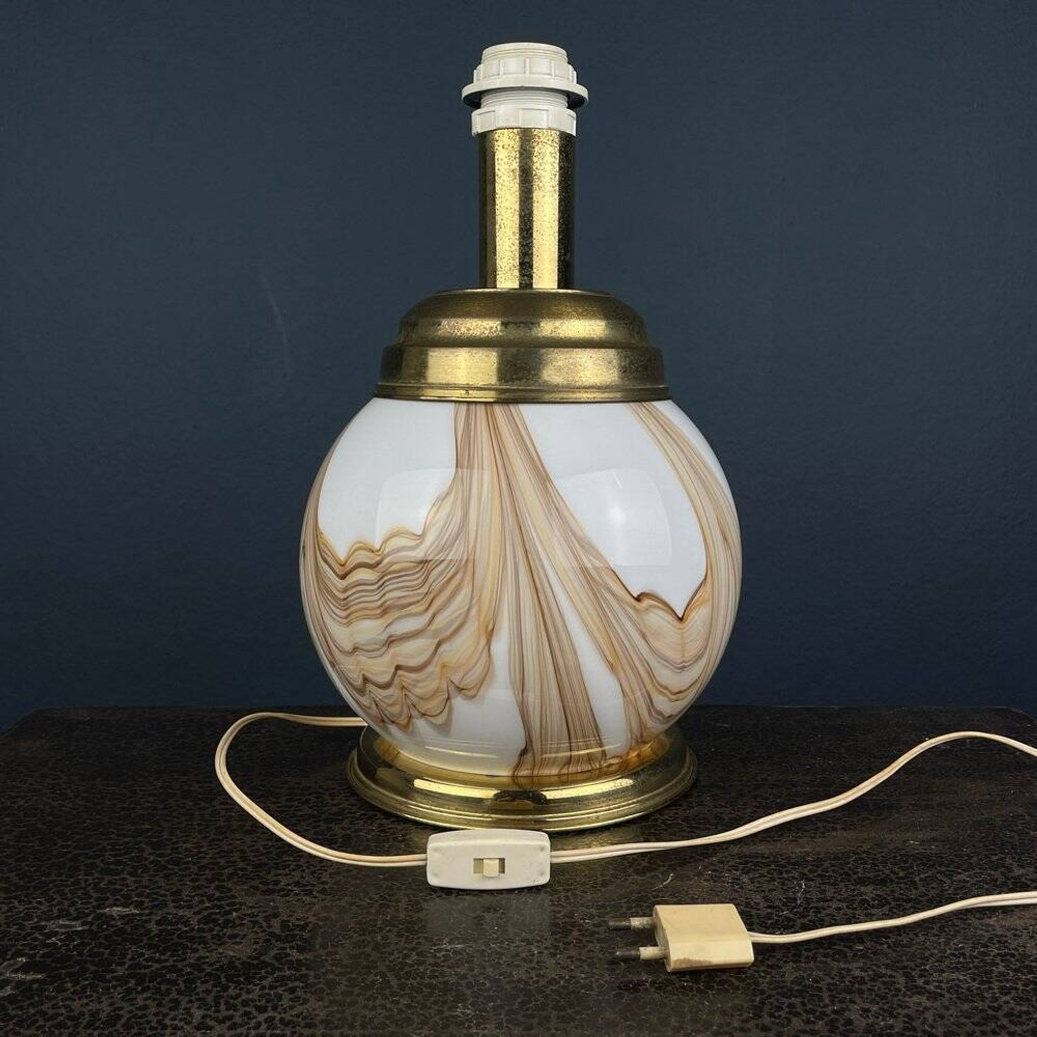 Lampe de table en verre de Murano, Italie, années 1970