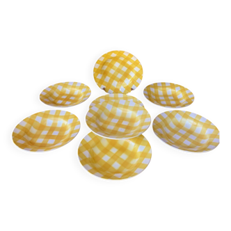 Set of 8 old Digoin Sarreguemines plates, yellow Scottish model