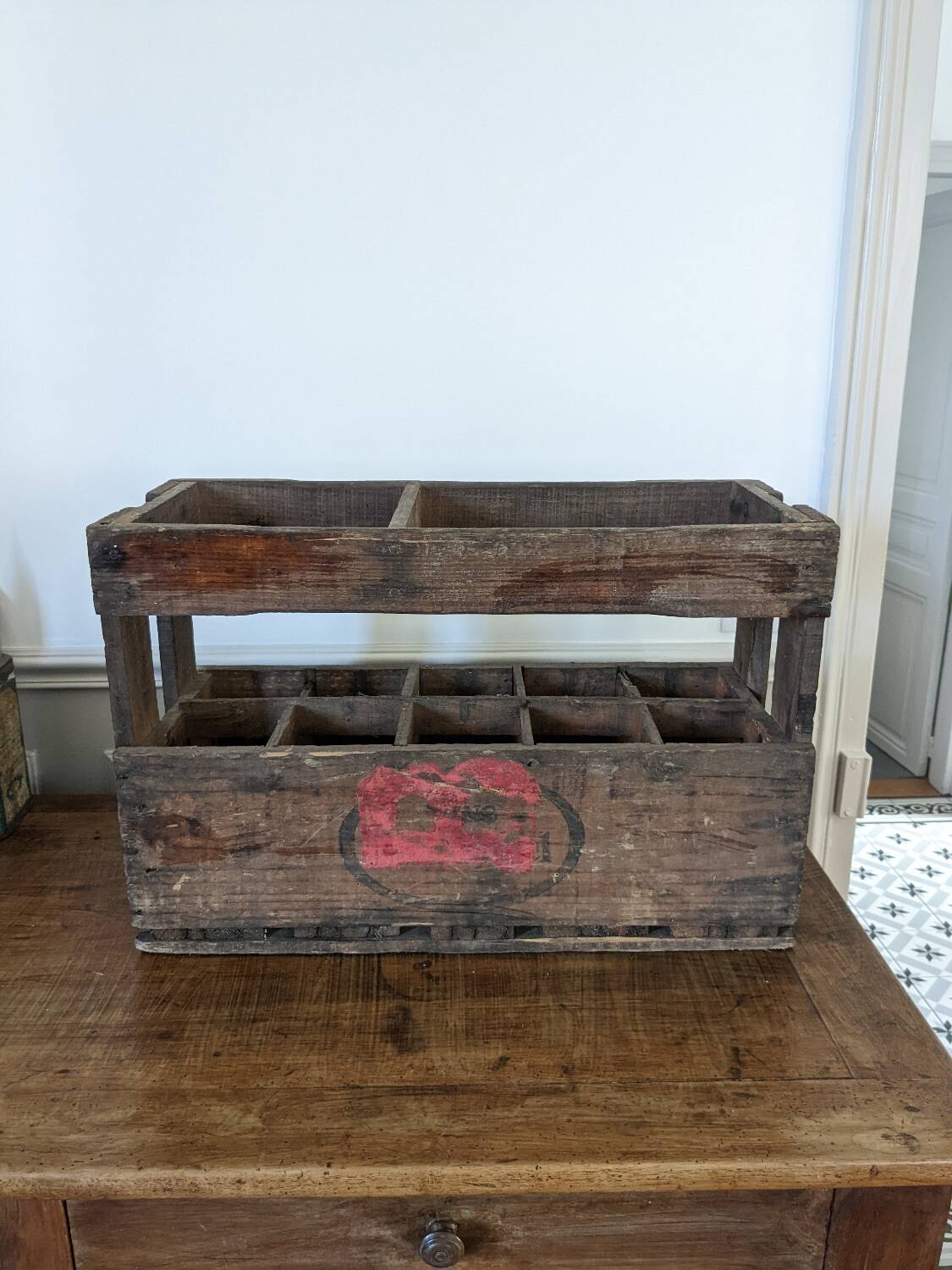 Wooden bottle holder