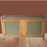 Green buffet and raw wood