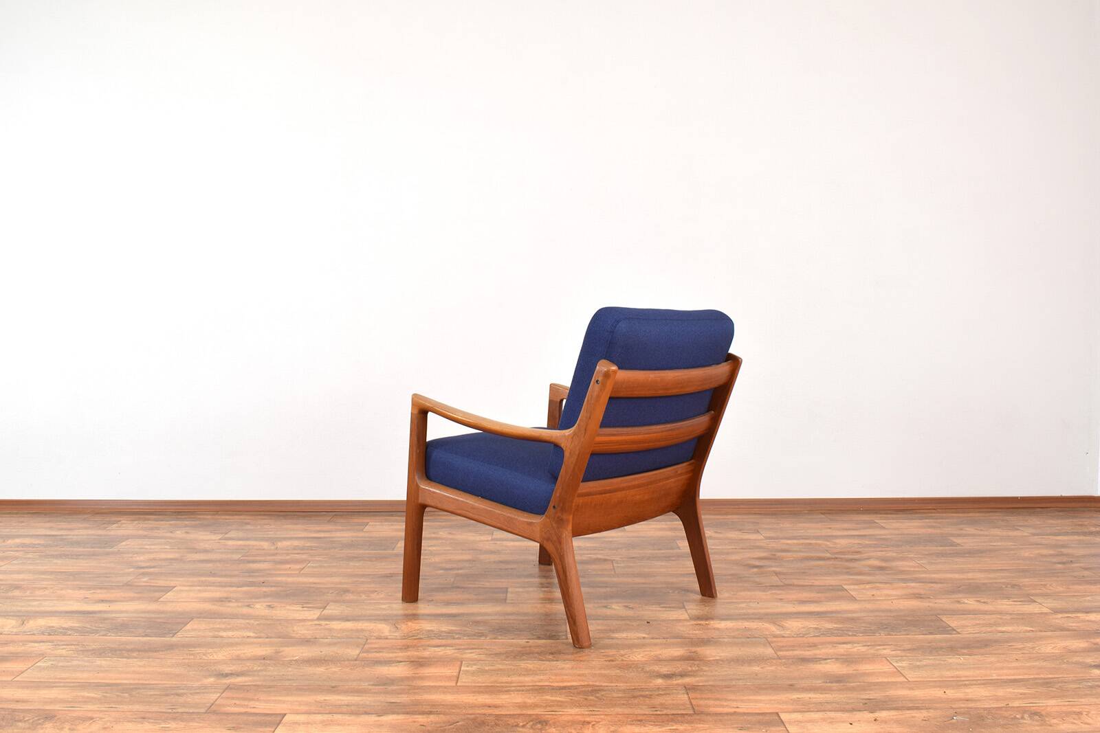 Danish Teak Senator Lounge Chair by Ole Wanscher for Cado, 1960s.