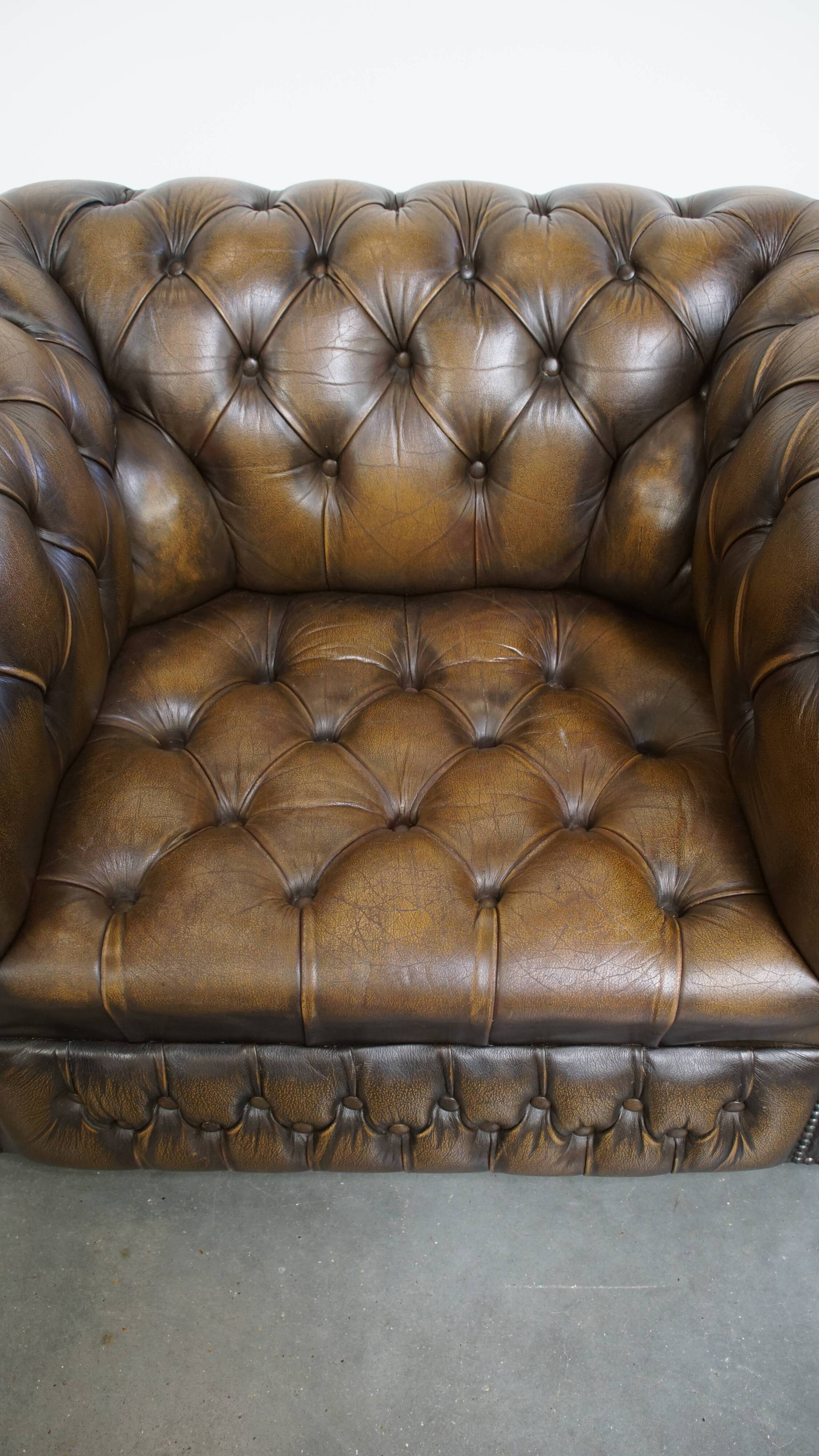 Fauteuil Chesterfield vintage en cuir de vache anglais