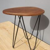 Tripod coffee table base pin