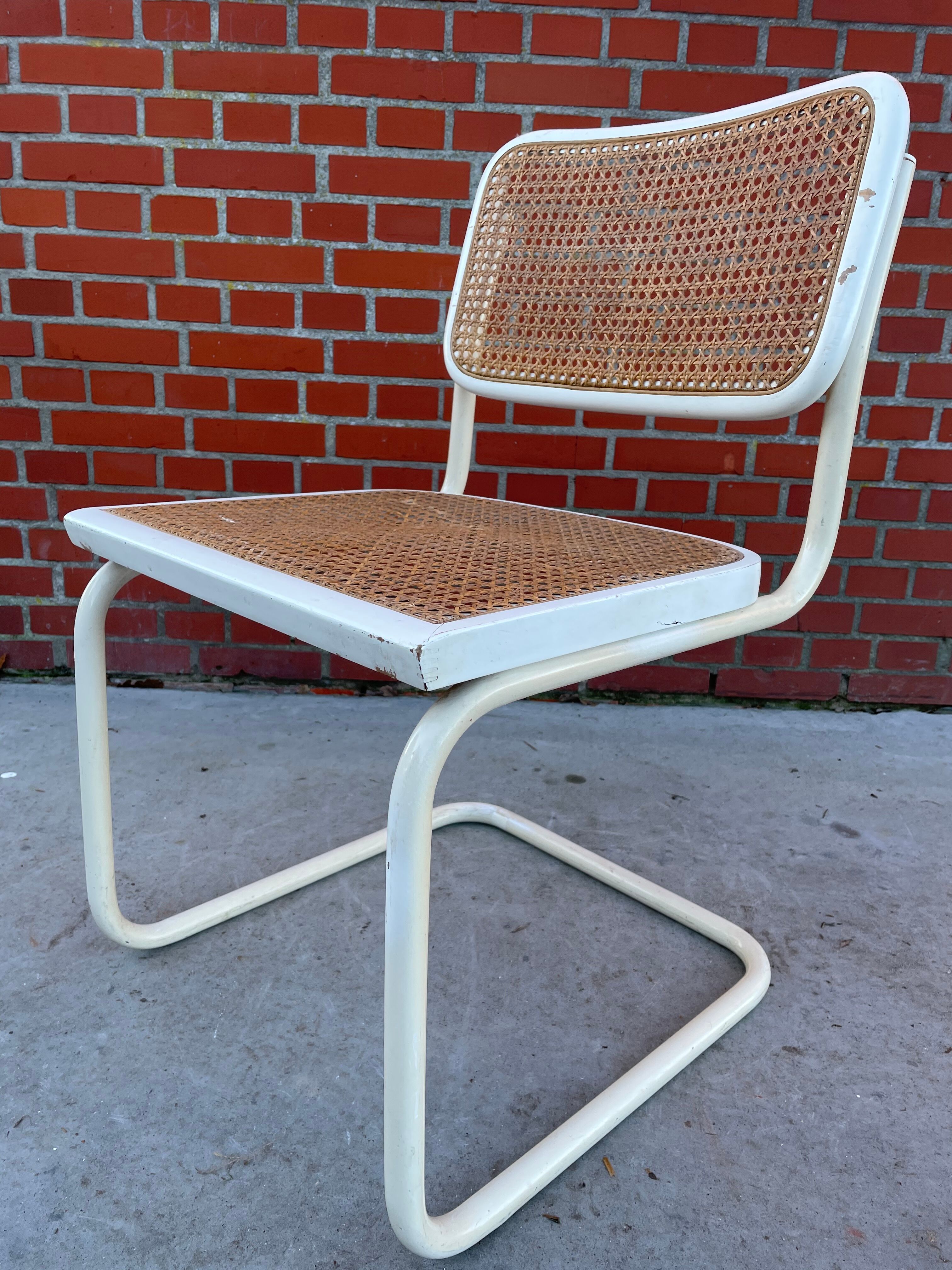 Cesca design chair b32 model white