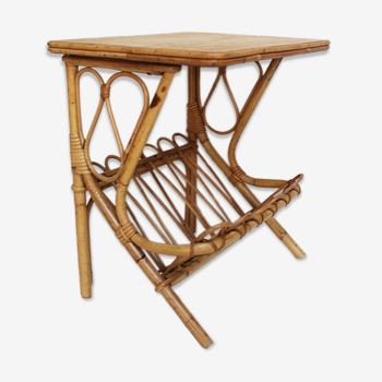 Side table rattan magazine holder