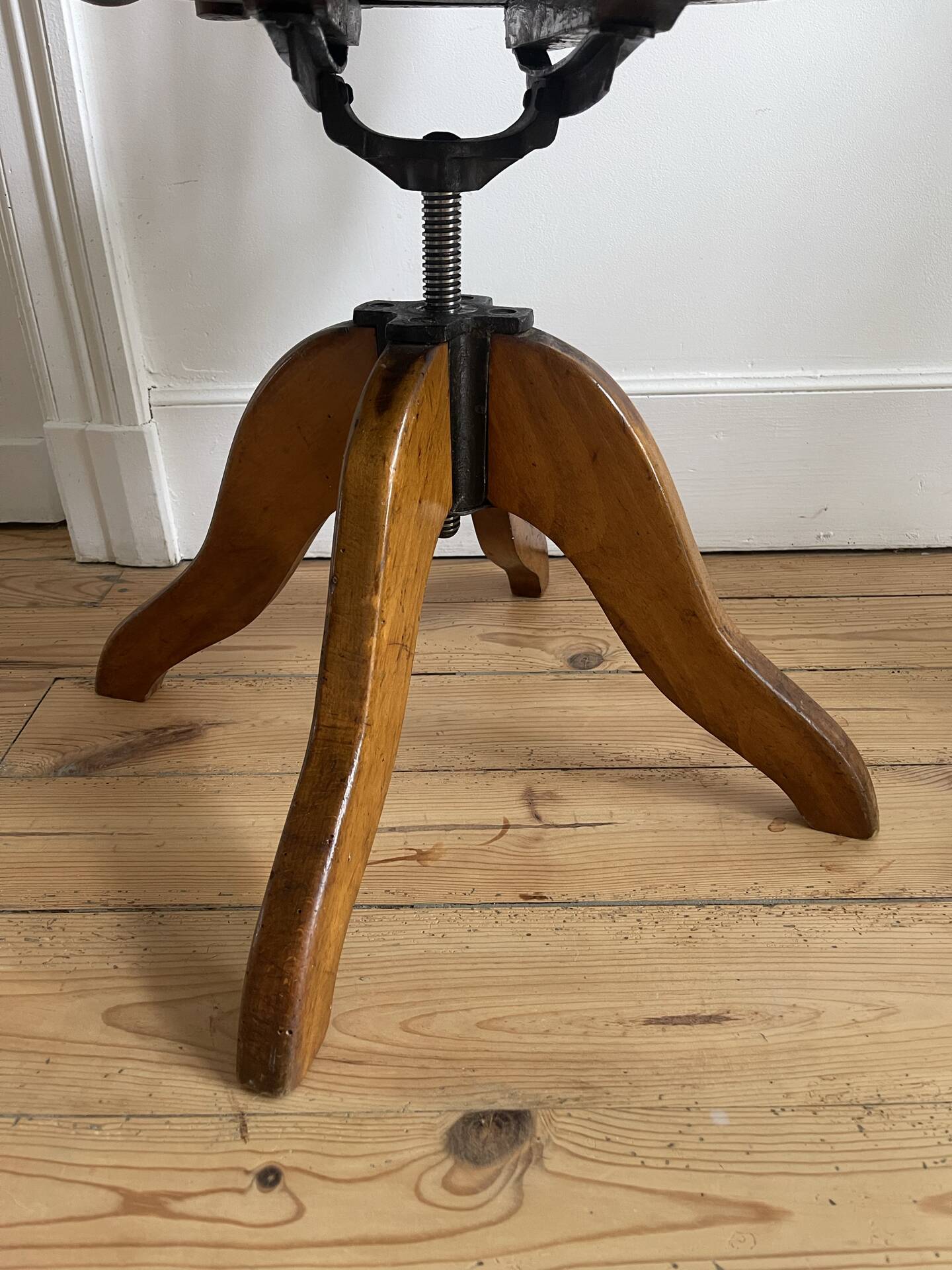 American office chair from the early 20th century.