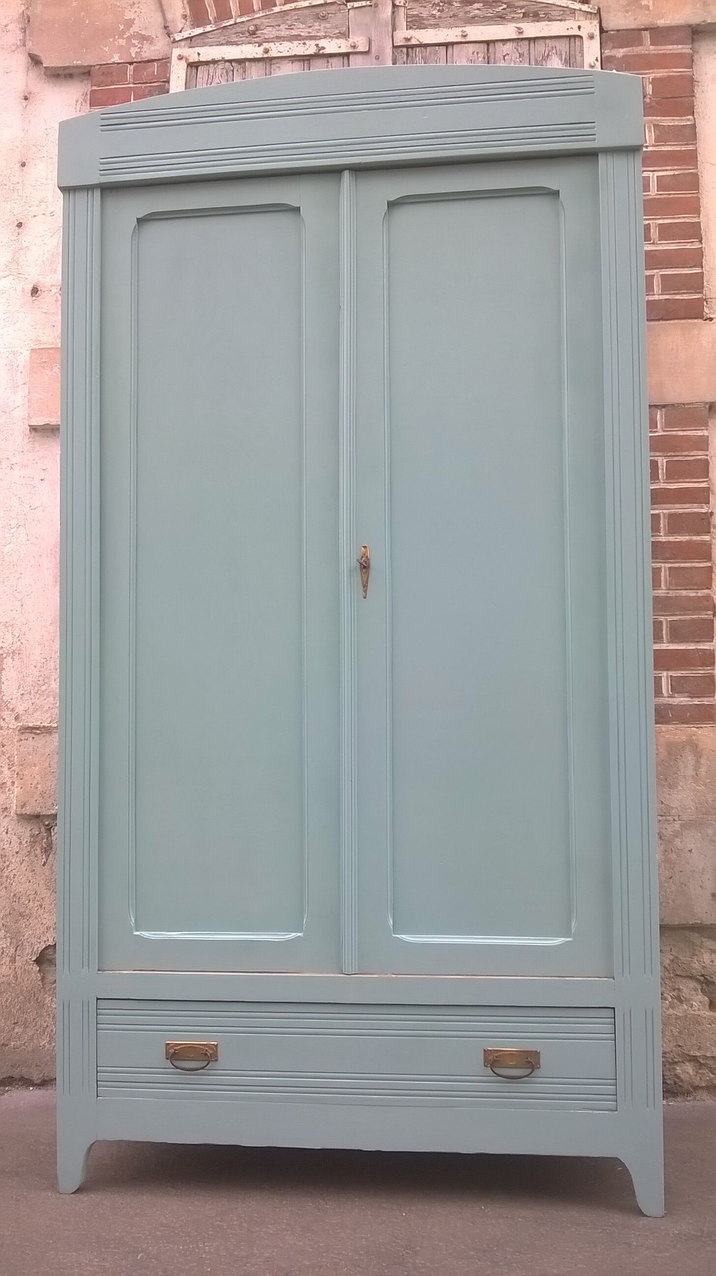 Parisian wardrobe year 50