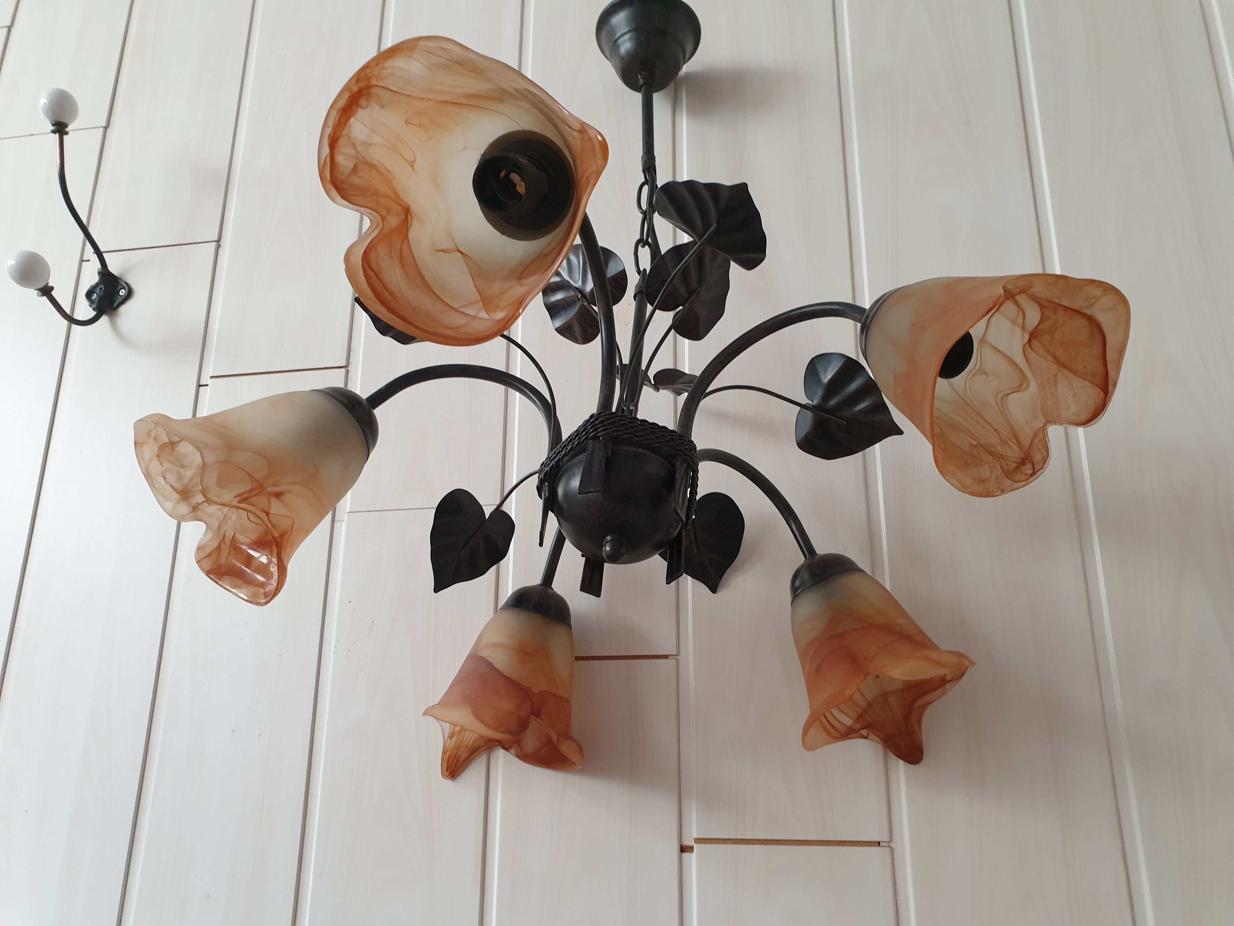 3-spoke glass paste chandelier