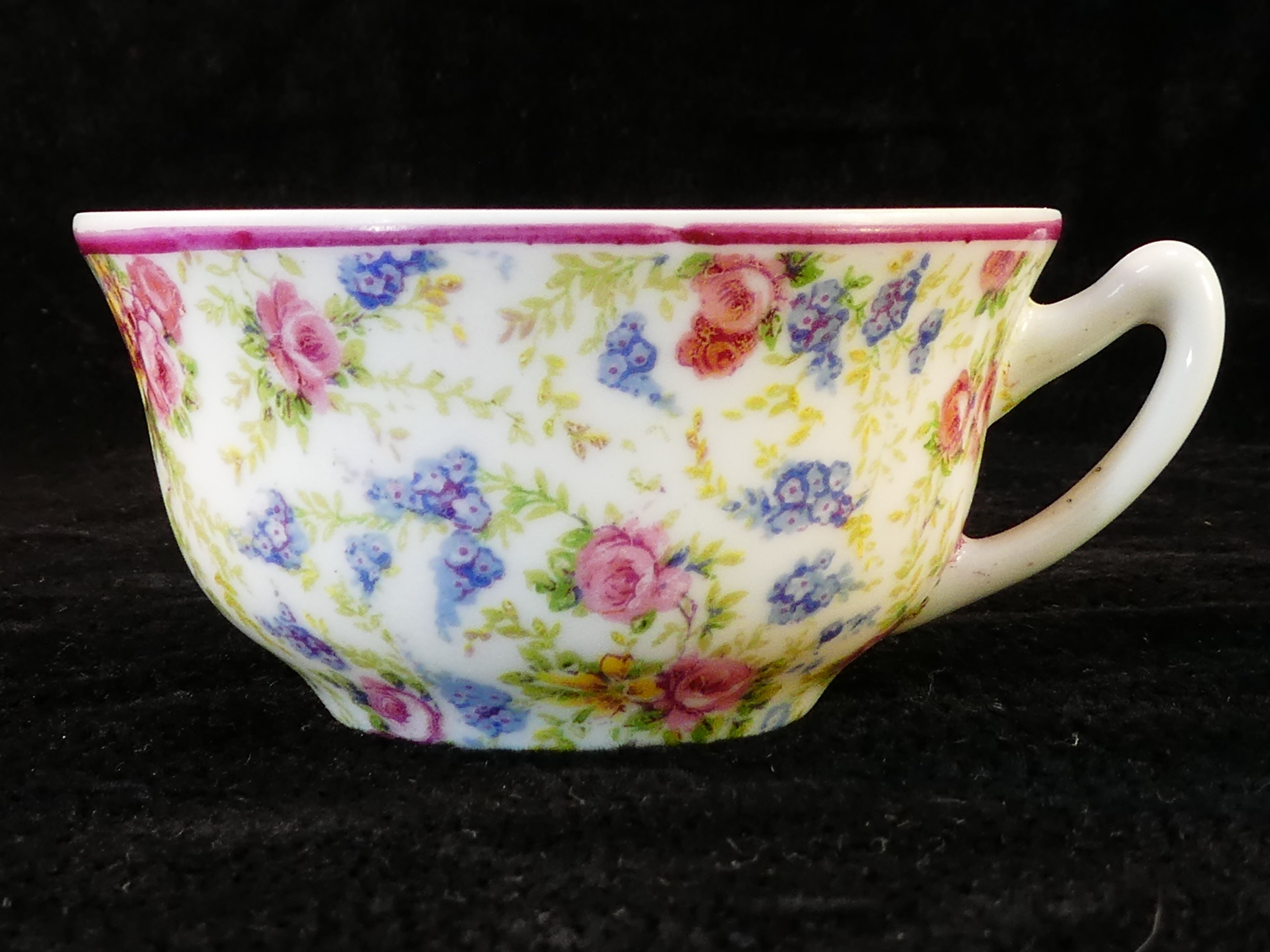 9 porcelain coffee cups from limoges haviland decorated with flowers circa 1930