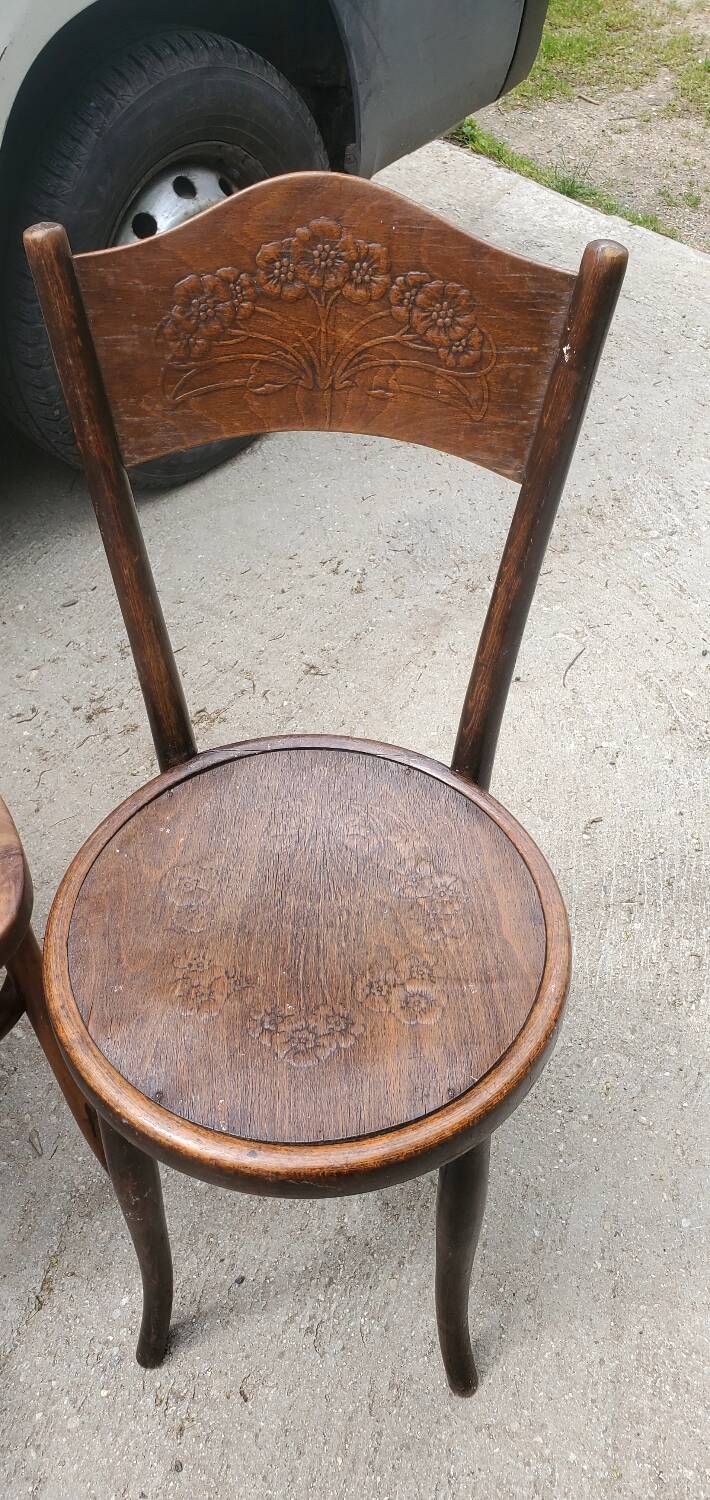 Set of 4 bistro chairs
