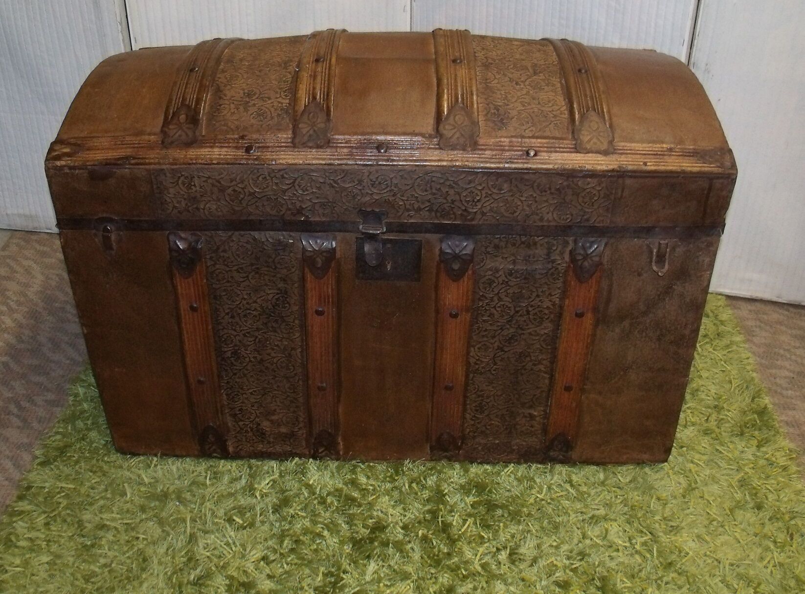 Large colonial trunk repelled steel XXI