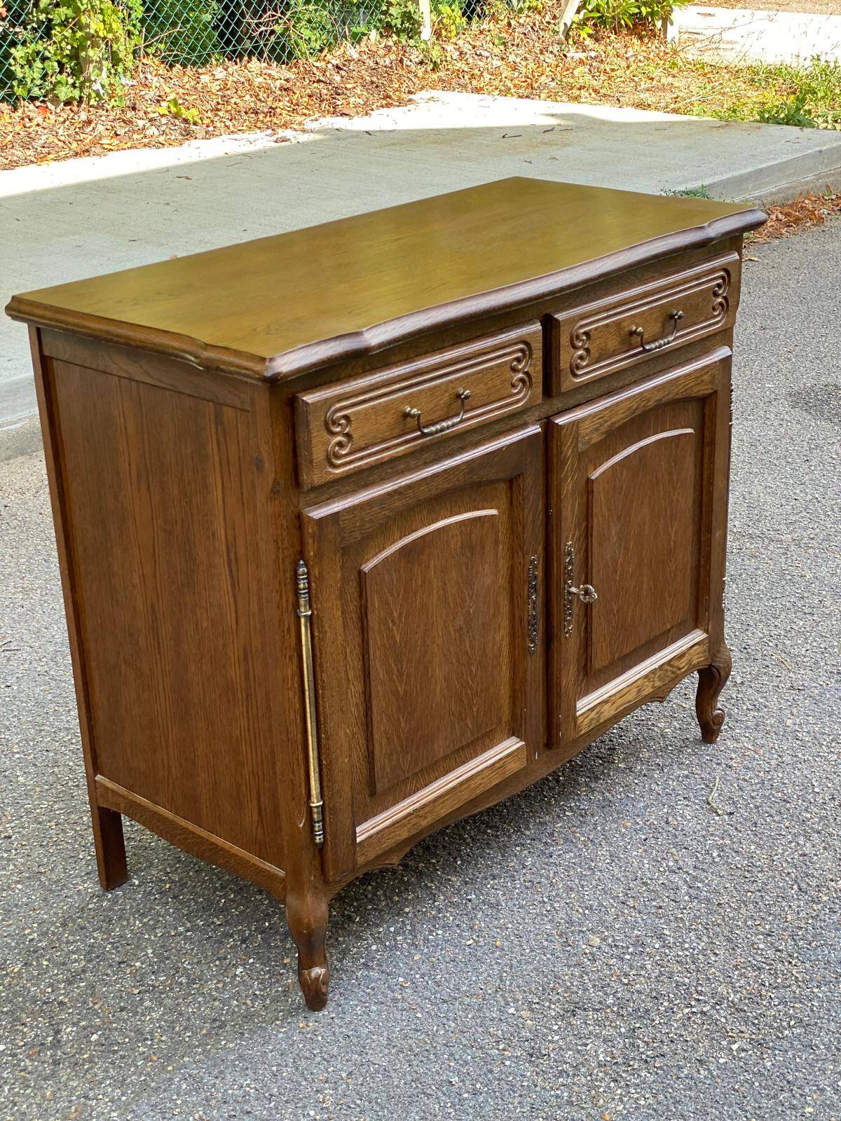 Louis XV sideboard in solid wood with 2 doors, 20th century