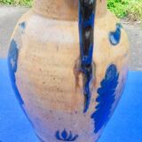 Vase breton ancien en grès décor couple breton et vue d'Auray signé