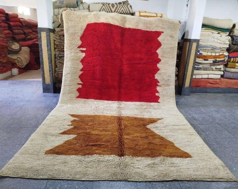 Moroccan Berber rug 300 × 200 cm – ecru, red and brown, graphic pattern