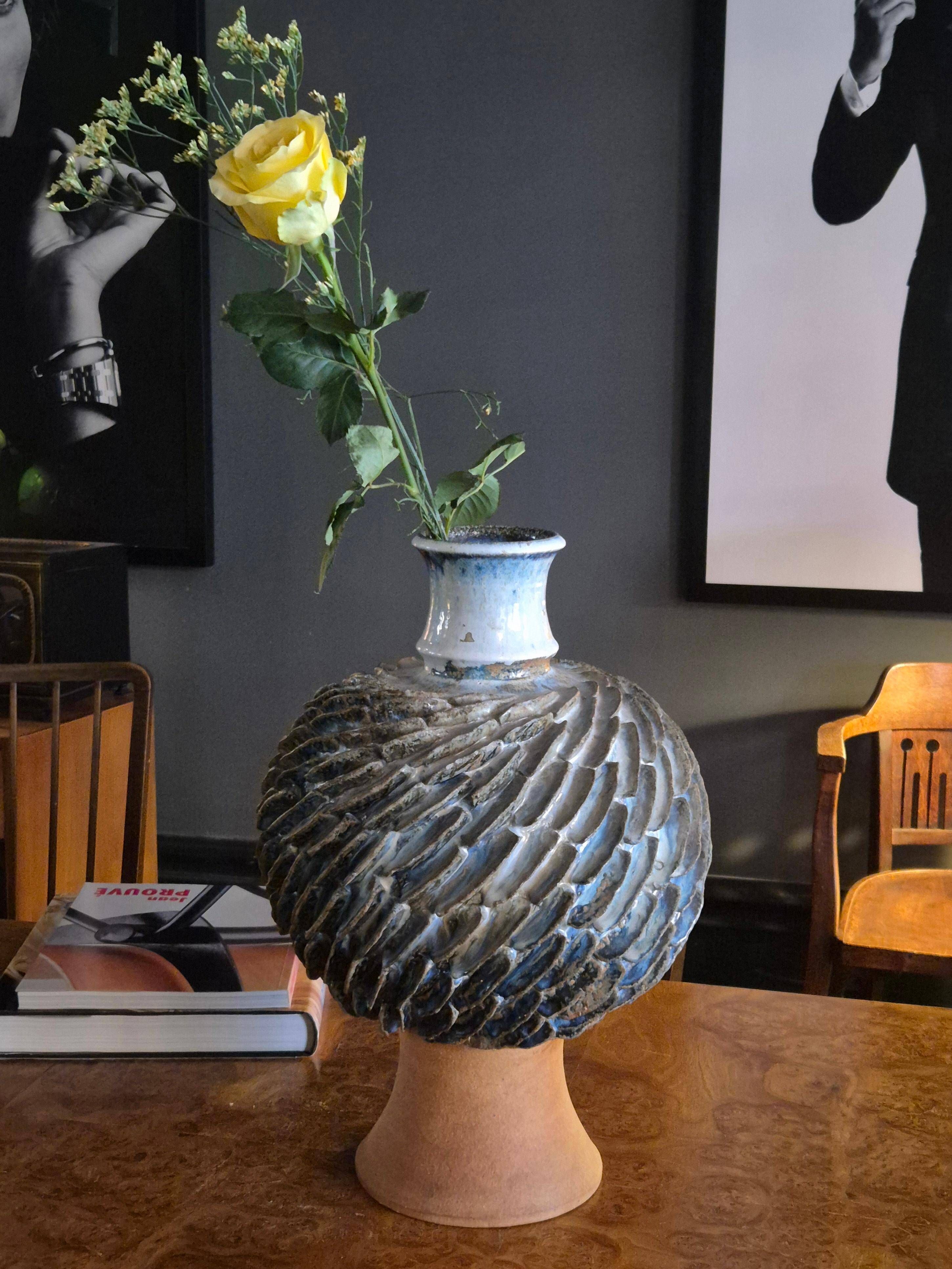 Large modern Scandinavian vase in ceramic / stoneware by Josef Simon, Sweden, 1960s.