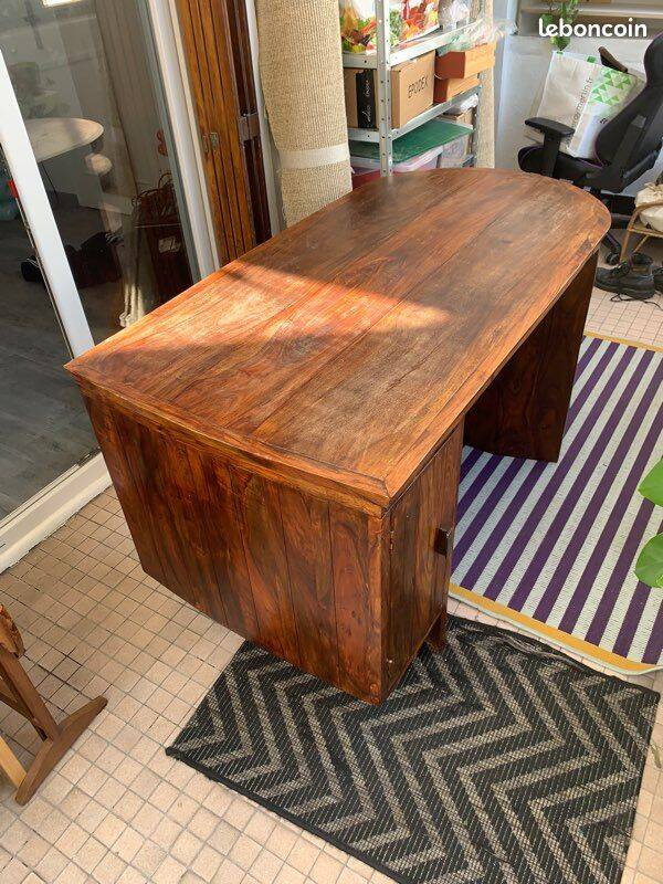 Beautiful solid wood desk