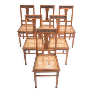 suite de 6 chaises anciennes
