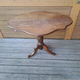 Violin table