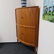 Buffet d’angle de teck par Dyrlund