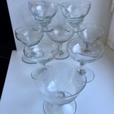 Set of 8 champagne glasses in crystal engraved 50s