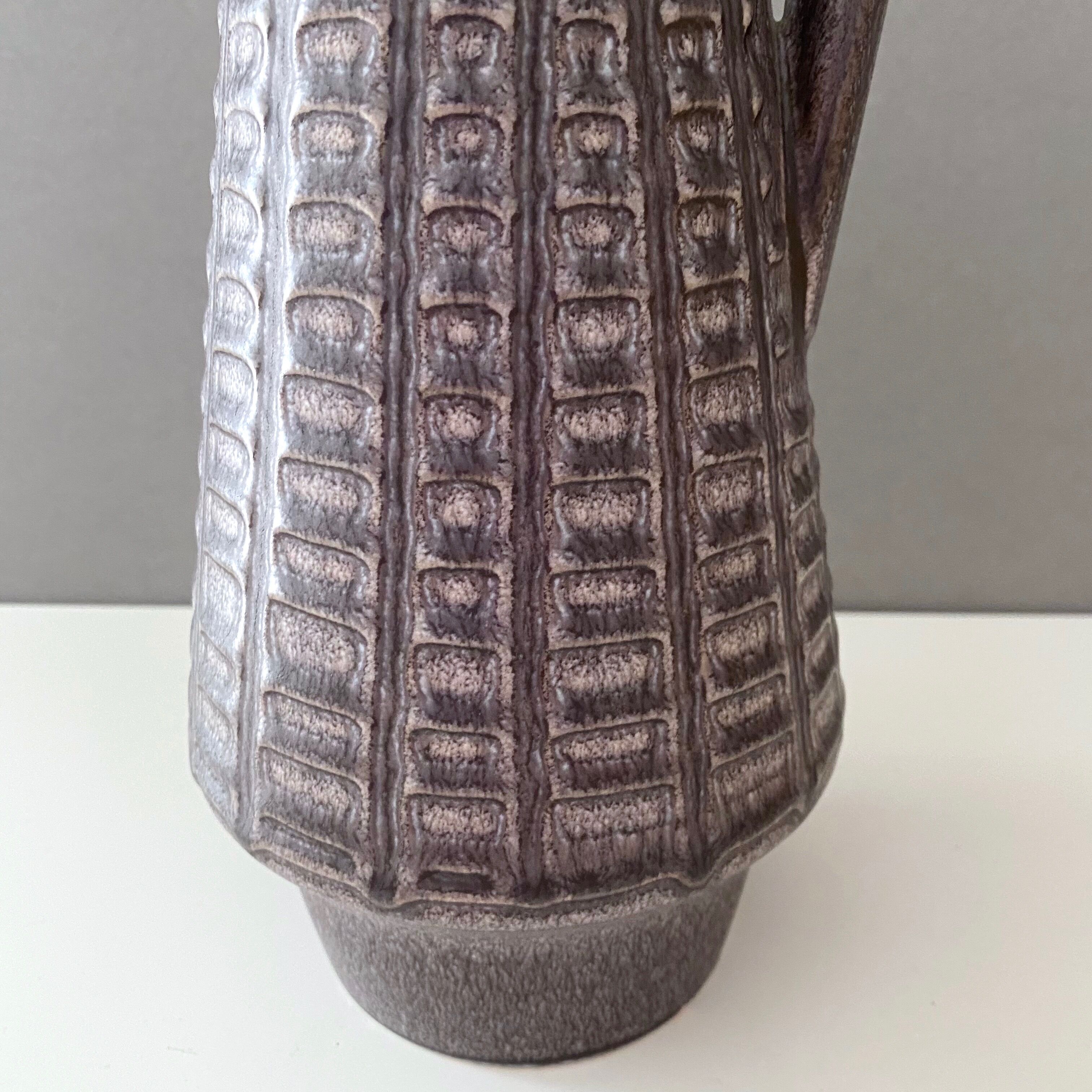 Ilkra Ceramic Vase 2001-25, westgerman pottery