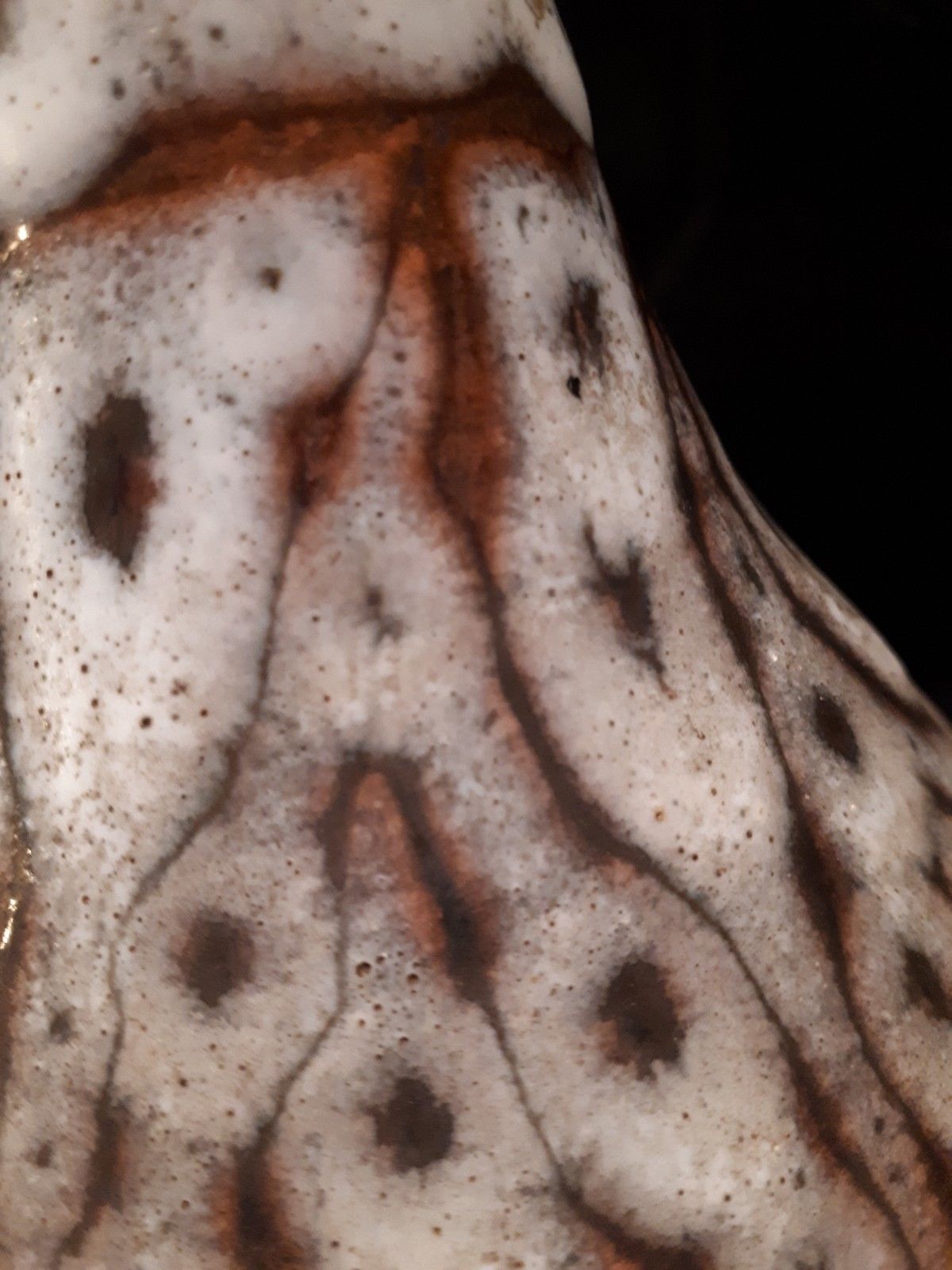 Long-necked vase from the 20s and 40s enamelled sandstone artist Tf's signature