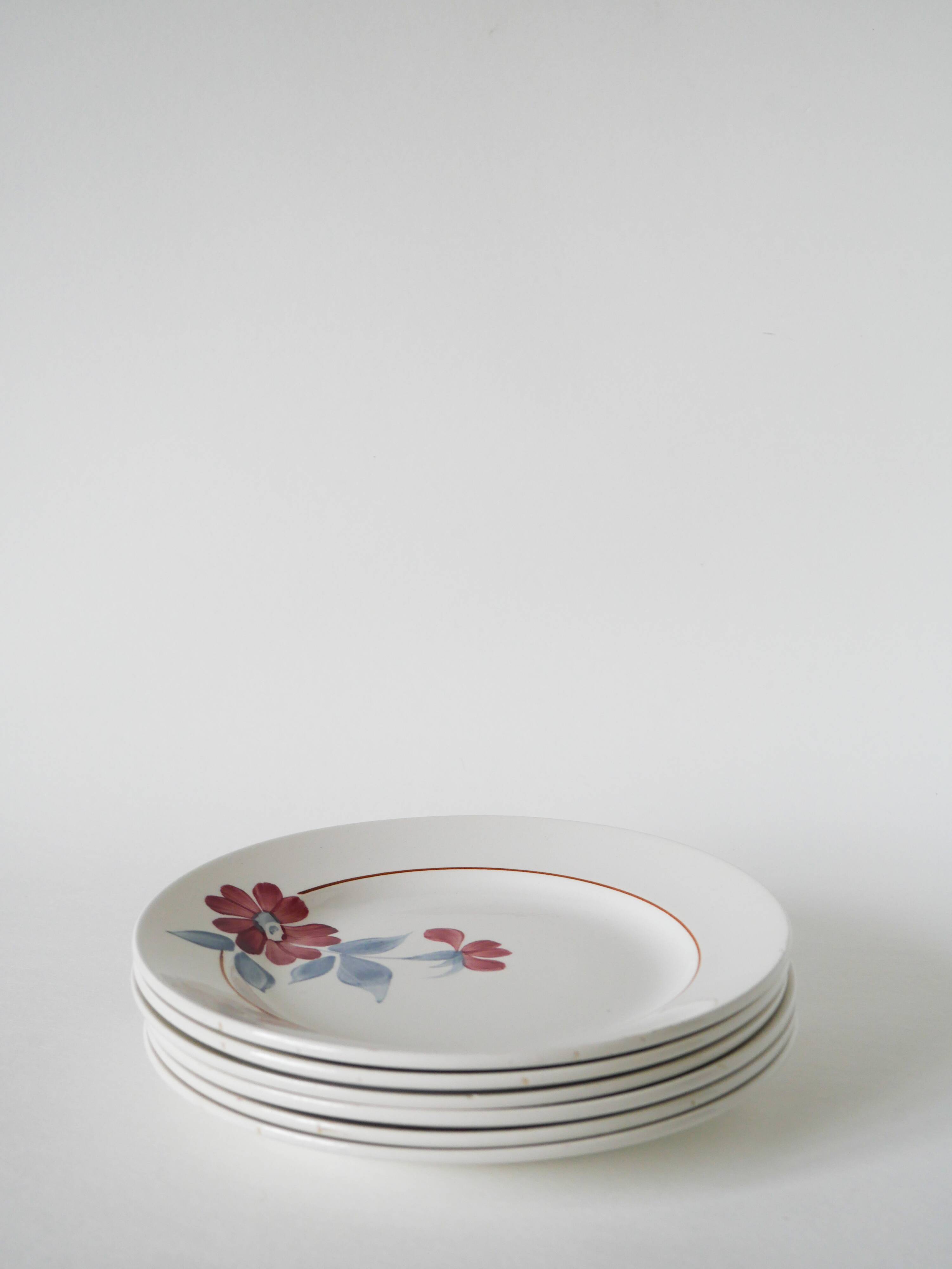 Set of 5 saint-amand dessert plates, with pink and blue flowers, 1960