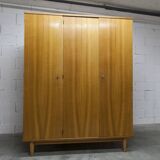Armoire scandinave 3 portes en teck blond