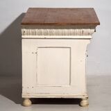 Old cream-white chest of drawers (circa 1920)